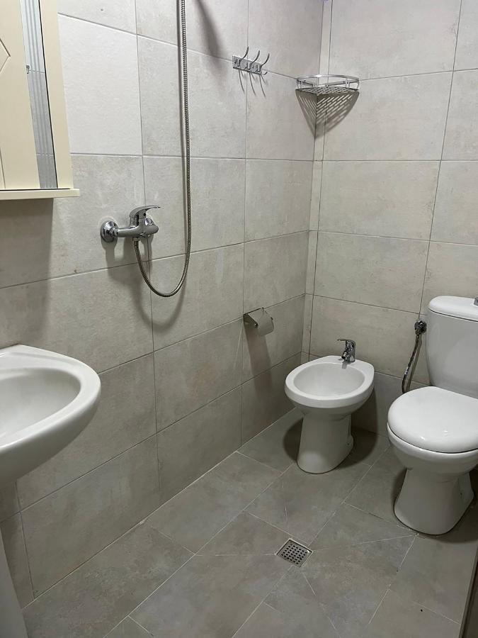 Hotel Ziku Дуррес Екстер'єр фото
