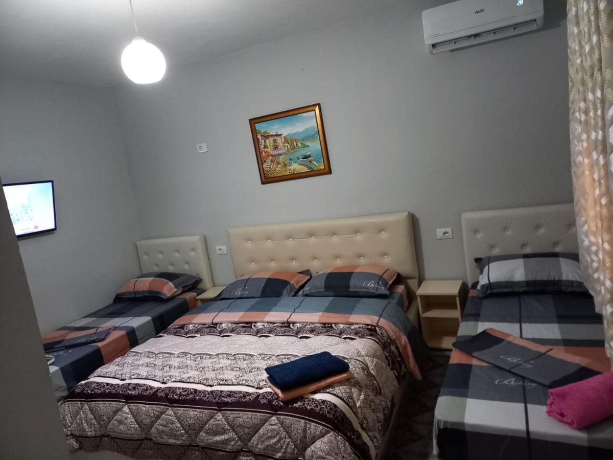 Hotel Ziku Дуррес Екстер'єр фото