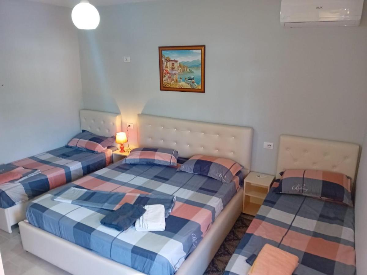 Hotel Ziku Дуррес Екстер'єр фото
