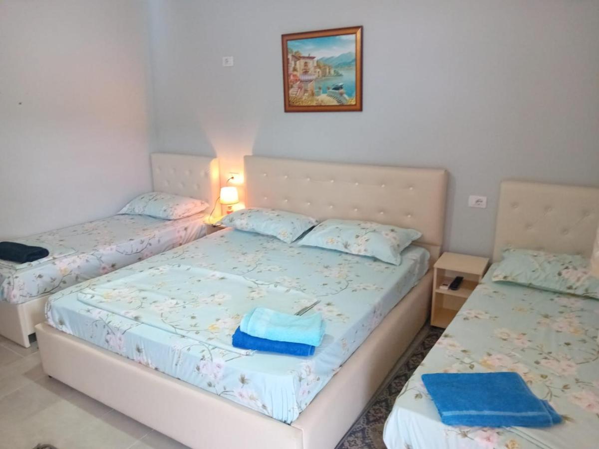 Hotel Ziku Дуррес Екстер'єр фото