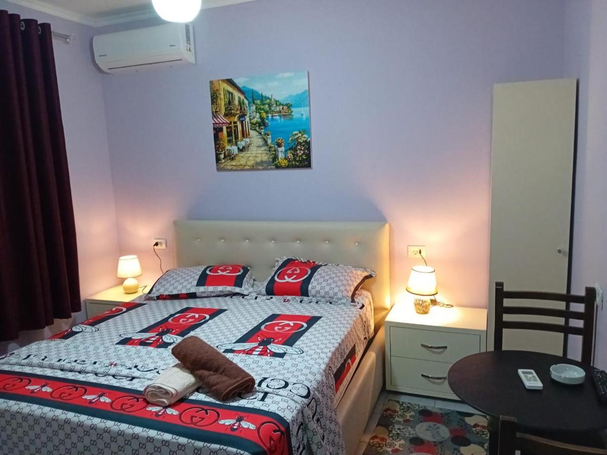 Hotel Ziku Дуррес Екстер'єр фото
